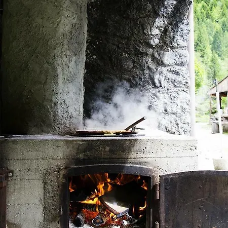 Rifugio Mello Nocleg ze śniadaniem