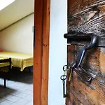 Alojamento de Acomodação e Pequeno-almoço Rifugio Mello *