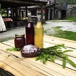 Alojamento de Acomodação e Pequeno-almoço Rifugio Mello *